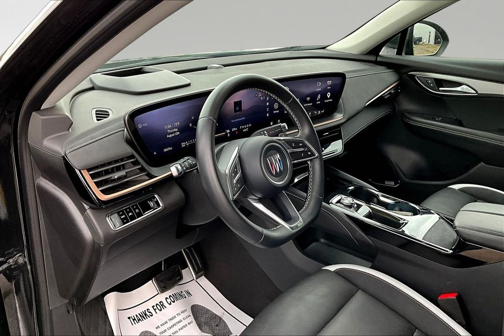 Used 2025 Buick Envision SUV