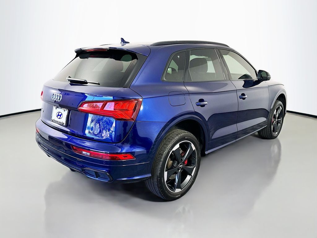 Thumbnail: 2020 Audi SQ5 - 5