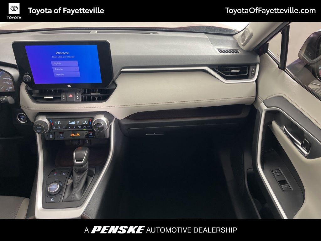 Thumbnail: 2024 Toyota RAV4 - 20