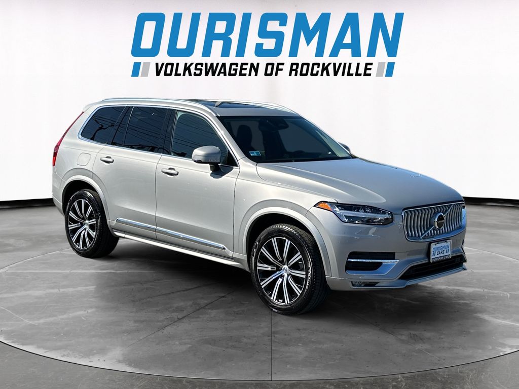 2025 Volvo XC90 B5 Core Bright Theme AWD