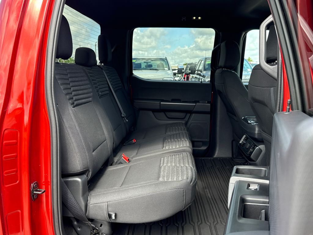 2023 Hot Pepper Red Metallic Tinted Clearcoat Ford F-150 STX RWD Truck