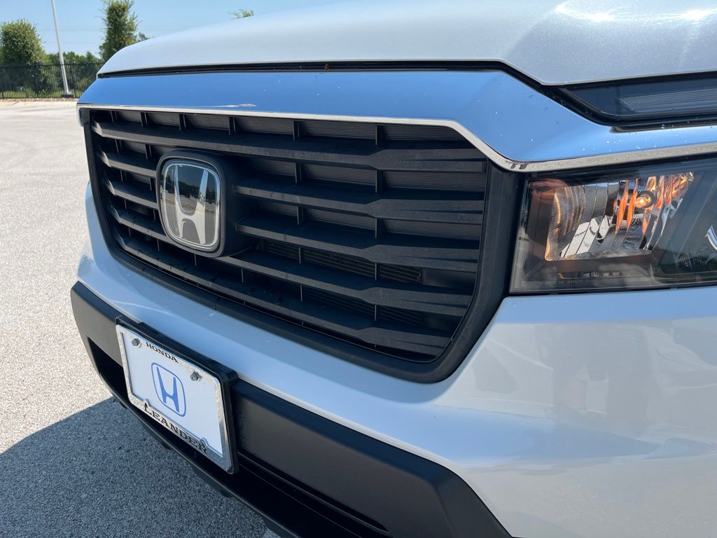 Thumbnail: 2023 Honda Ridgeline - 16