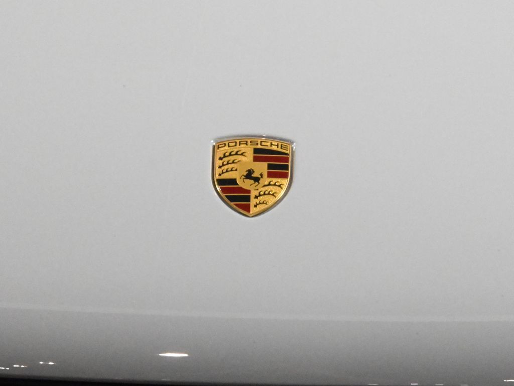 Thumbnail: 2025 Porsche Macan - 11