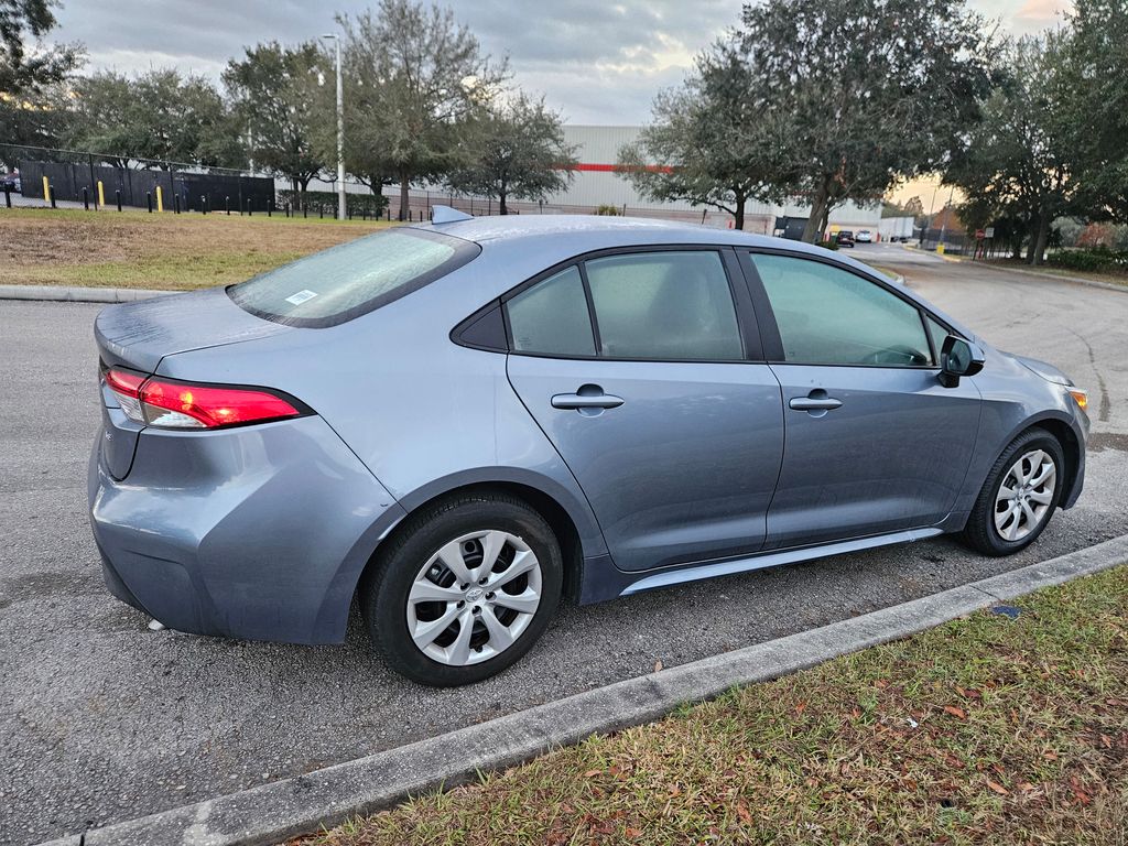 2024 Toyota Corolla LE 5