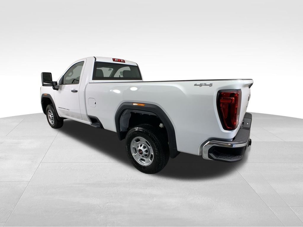 2025 GMC Sierra 2500HD Pro 4