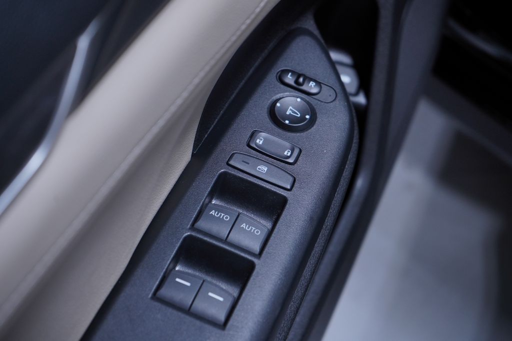 Thumbnail: 2017 Honda Civic - 16