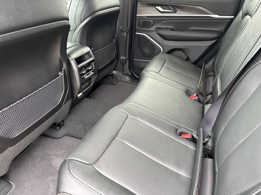 New 2026 Jeep Grand Cherokee SUV