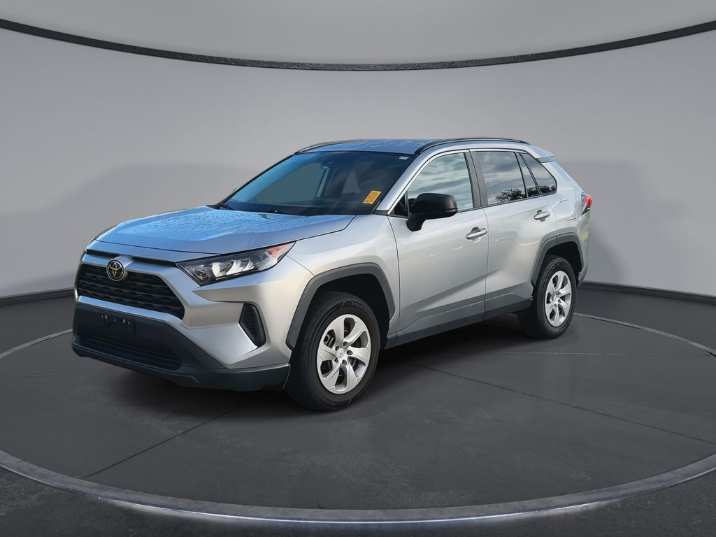 Thumbnail: 2021 Toyota RAV4 - 4