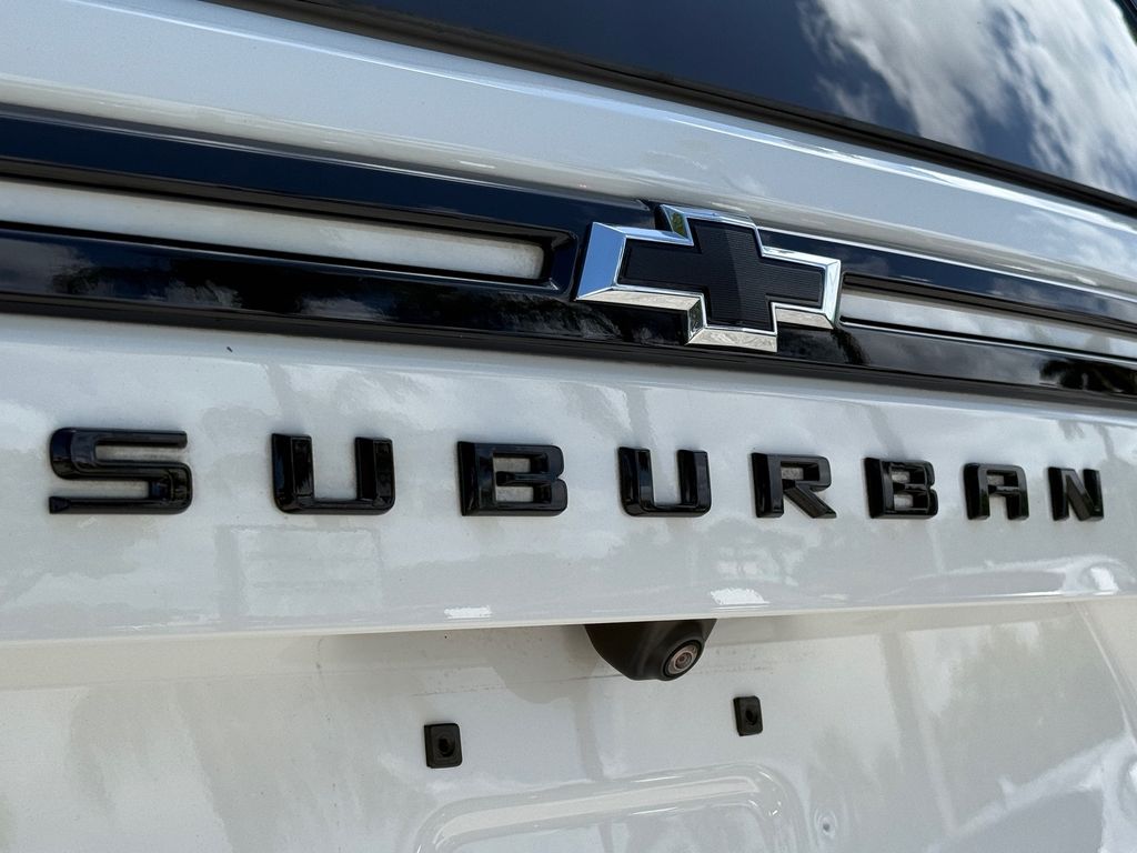 used 2023 Chevrolet Suburban car