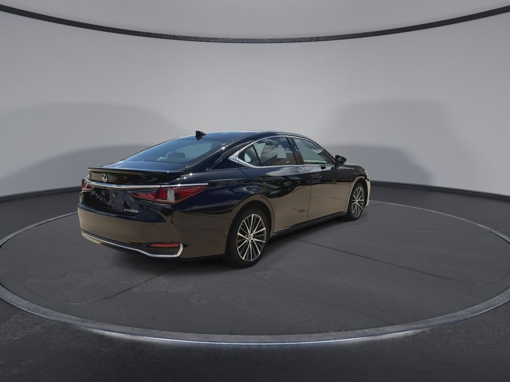 Thumbnail: 2024 Lexus ES - 8