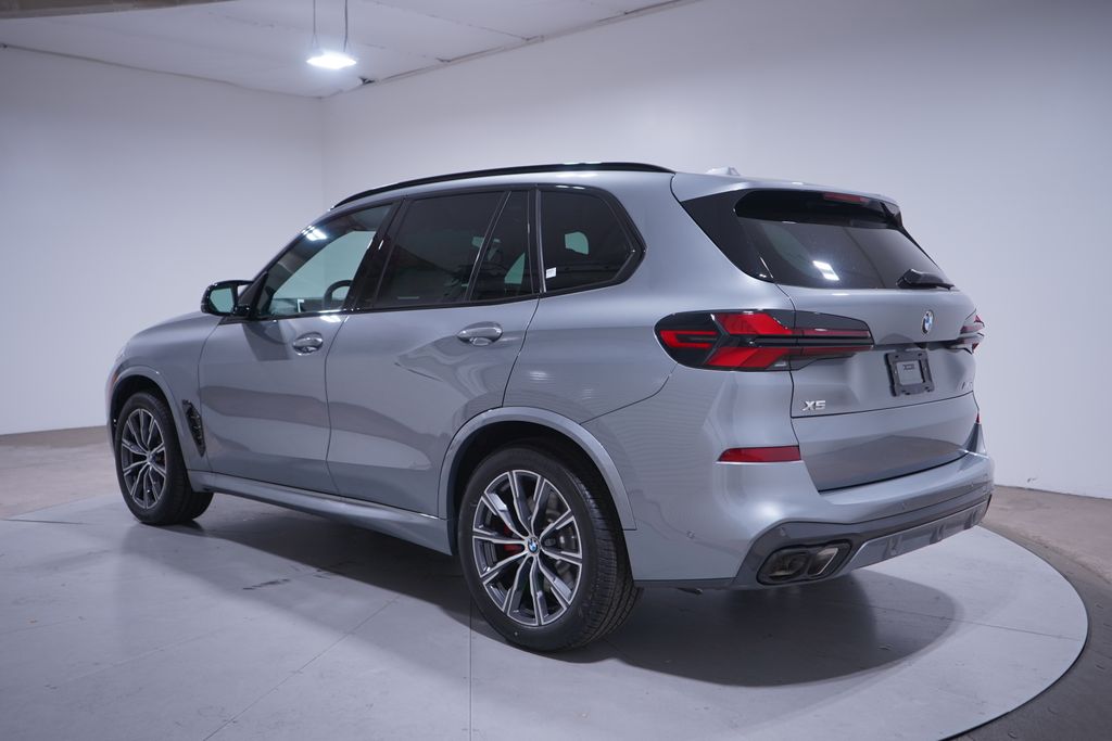 Thumbnail: 2026 BMW X5 - 3