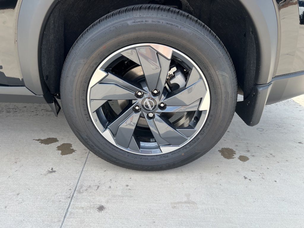 2025 Super Black Nissan Rogue SV FWD SUV