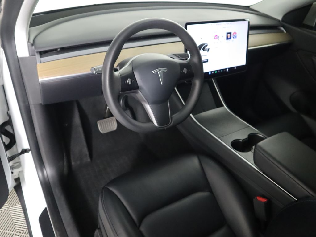 Thumbnail: 2021 Tesla Model Y - 9