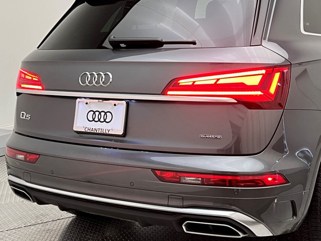Thumbnail: 2022 Audi Q5 - 7