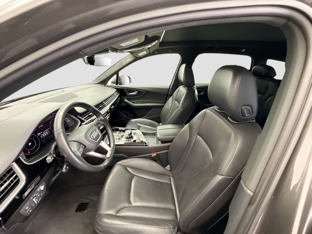 Thumbnail: 2019 Audi Q7 - 18