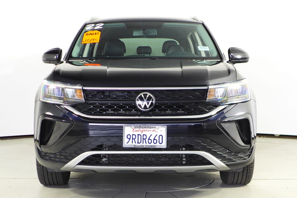 Thumbnail: 2022 Volkswagen Taos - 3