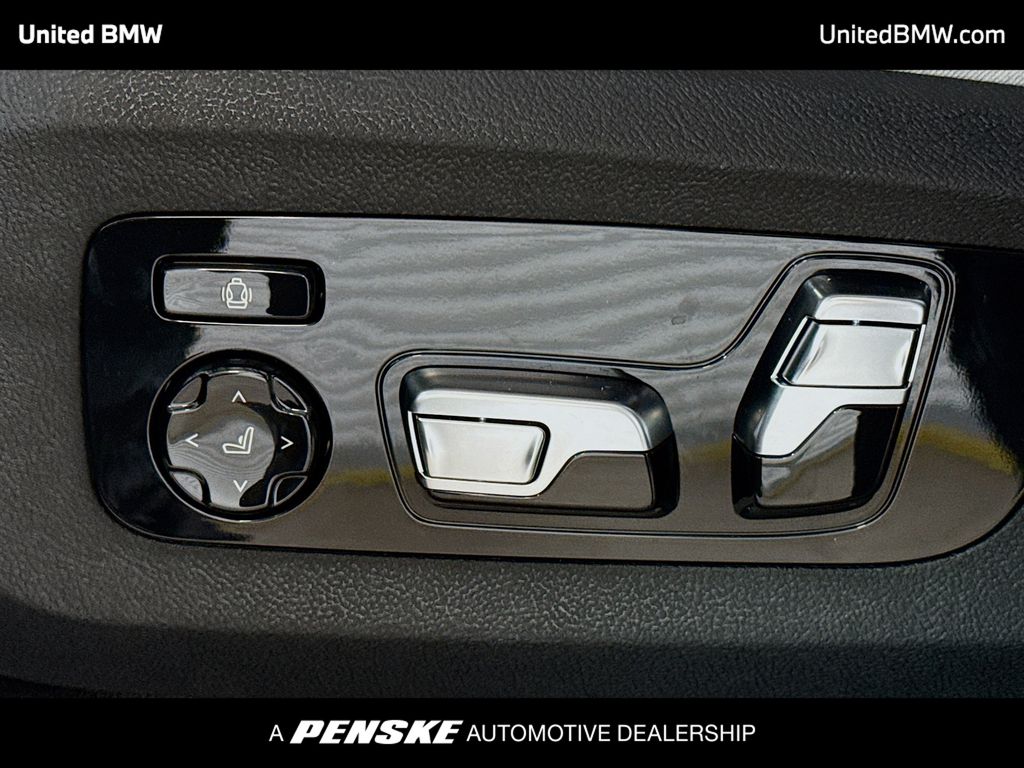 Thumbnail: 2026 BMW X6 - 4