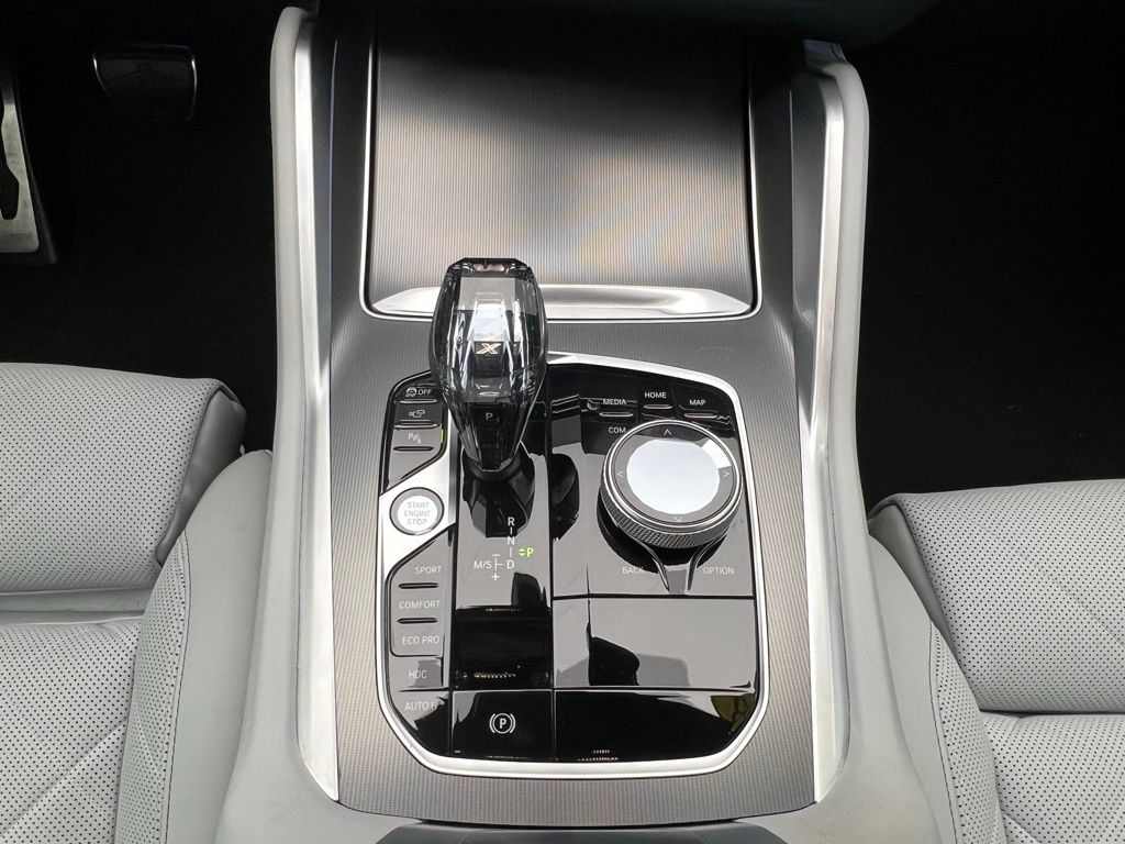 Thumbnail: 2023 BMW X6 - 11