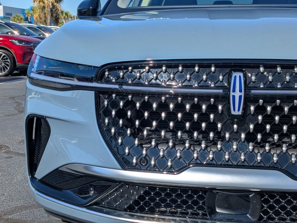 2025 Lincoln Nautilus Reserve