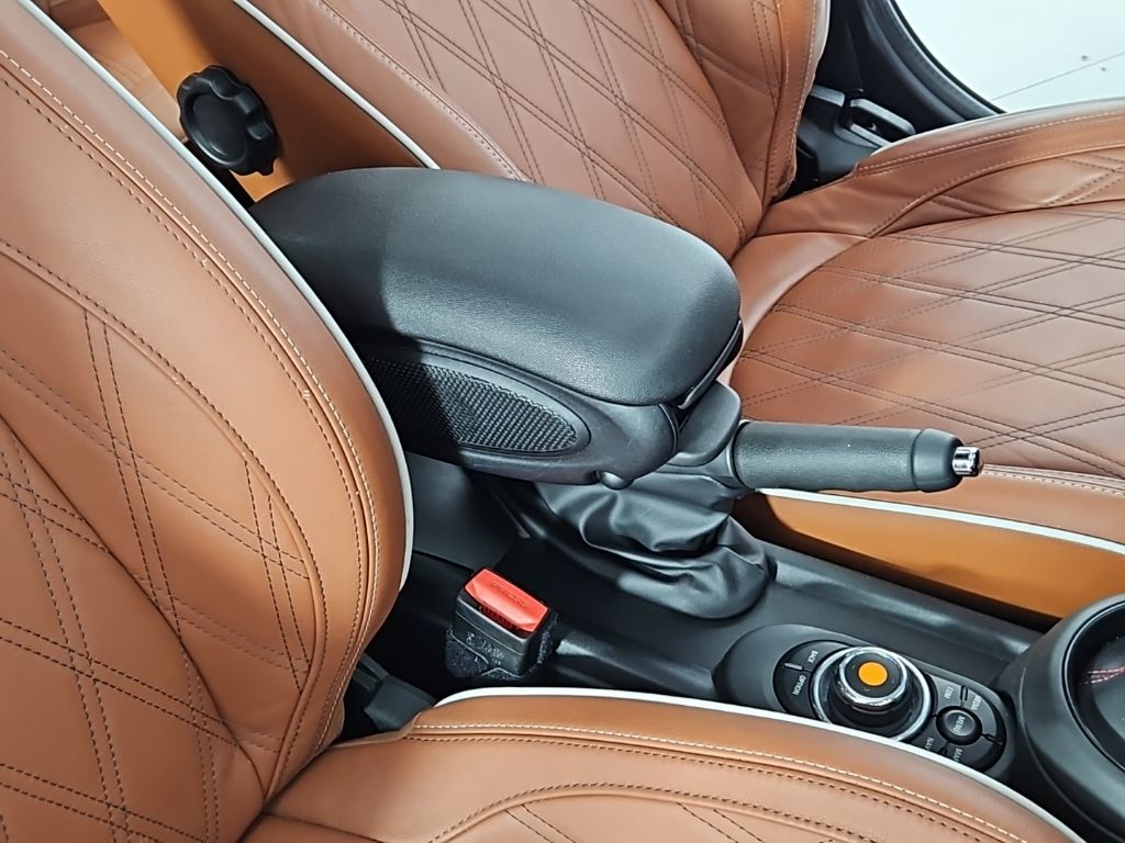 Thumbnail: 2021 MINI Cooper - 16