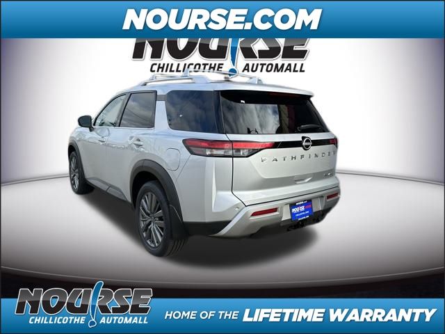 2025 Nissan Pathfinder SL photo