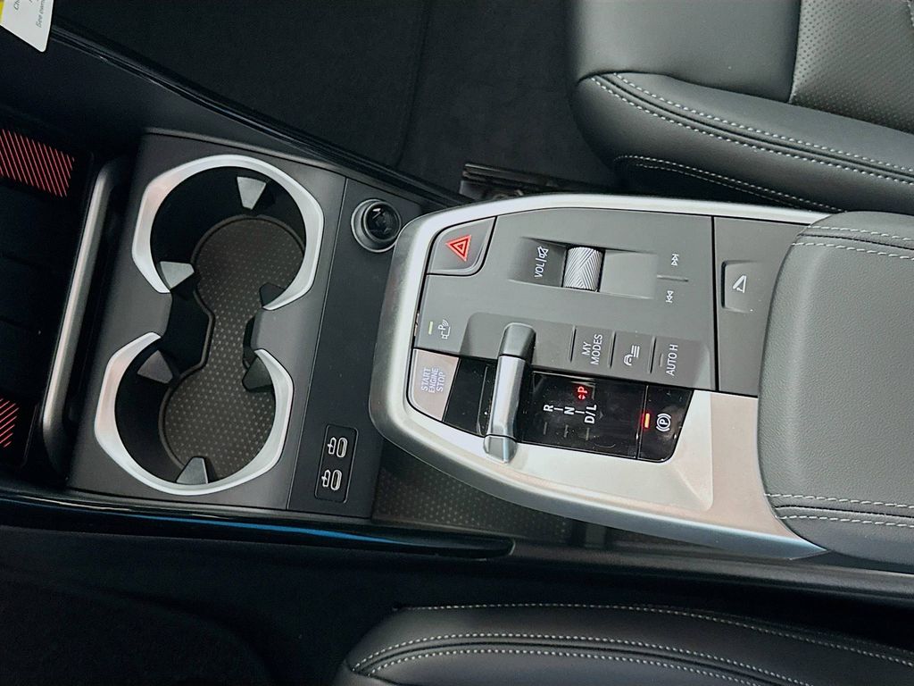 Thumbnail: 2026 BMW X2 - 15