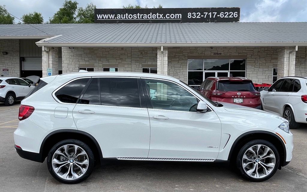2017 BMW X5 xDrive35i White at Autostrade