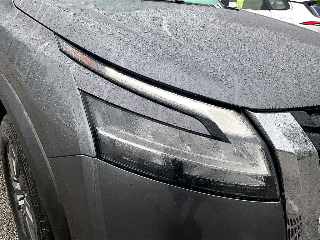 2022 Nissan Pathfinder — photo 31