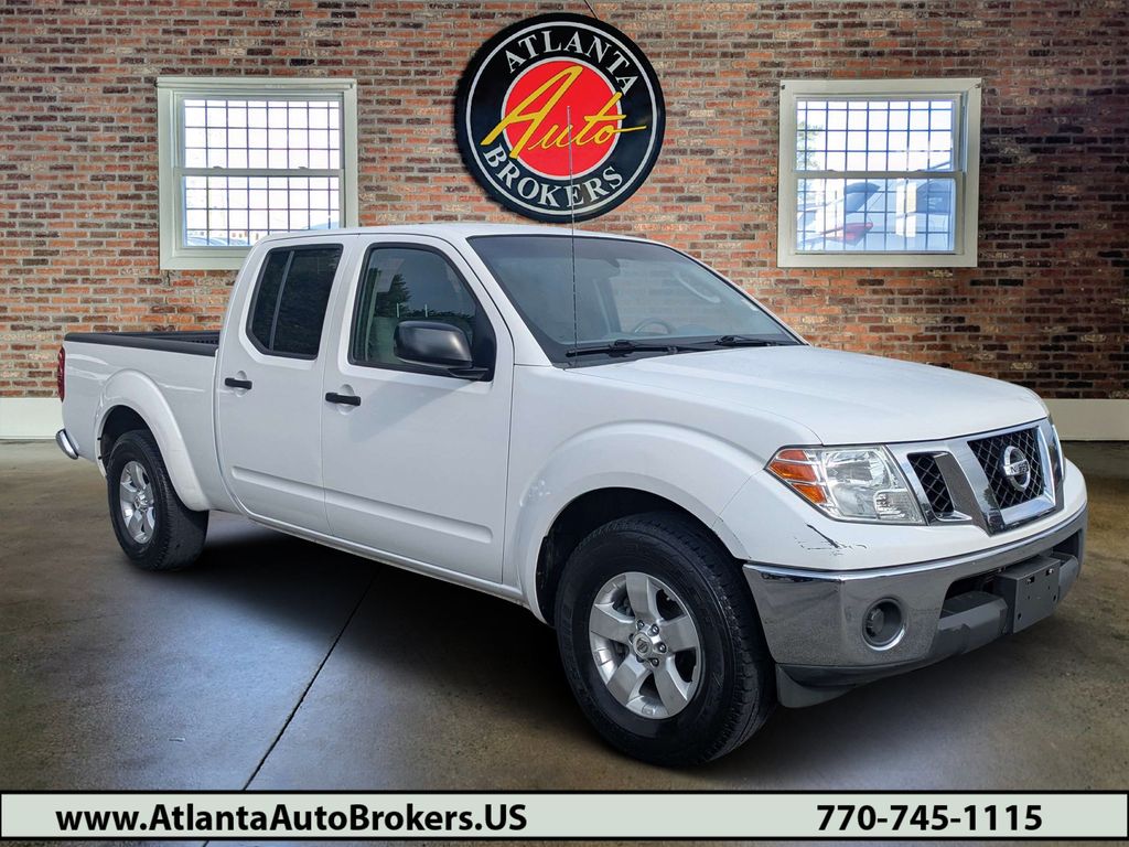 2011 Nissan Frontier SV Crew Cab LWB