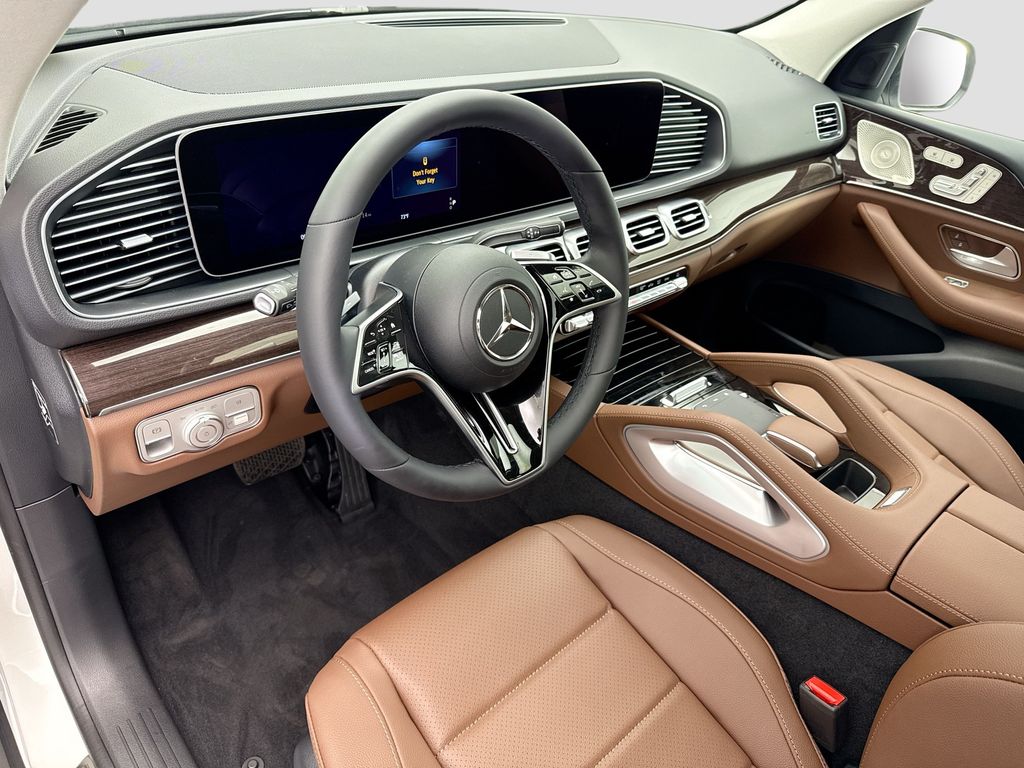 Thumbnail: 2026 Mercedes-Benz GLE - 10