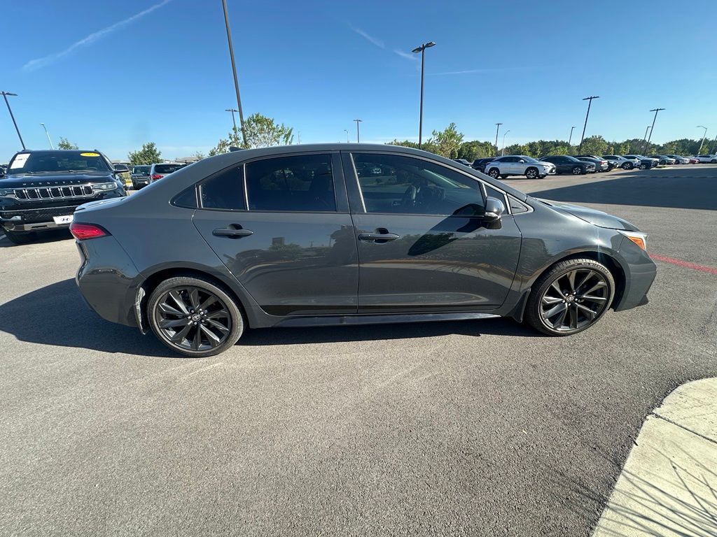 Thumbnail: 2024 Toyota Corolla - 3