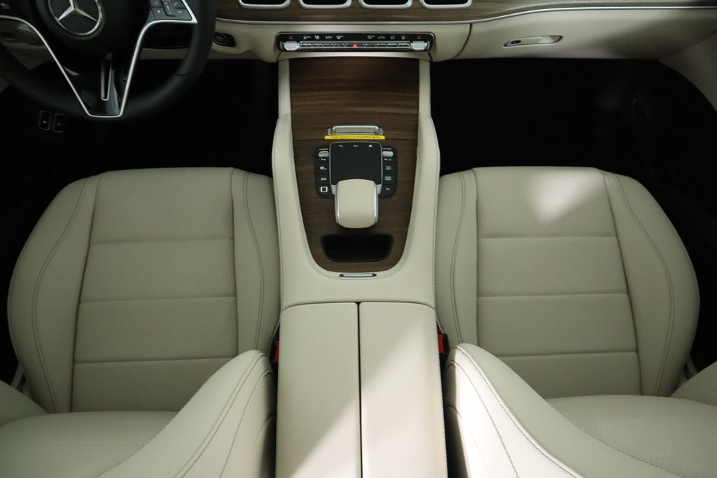 2025 Mercedes-Benz GLE 450 18