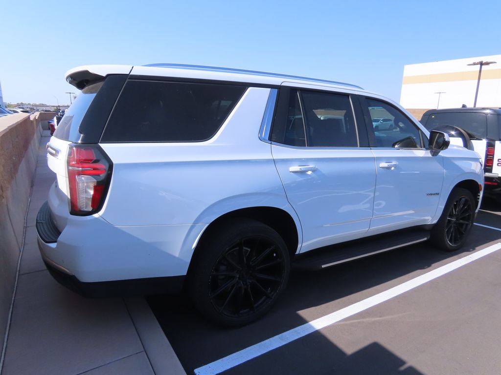 Thumbnail: 2021 Chevrolet Tahoe - 3