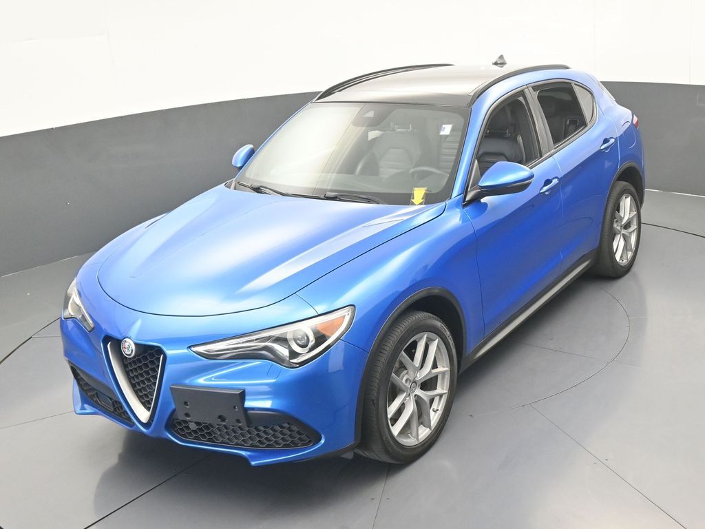 Used 2018 Misano Blue Metallic Alfa Romeo Ti image 47