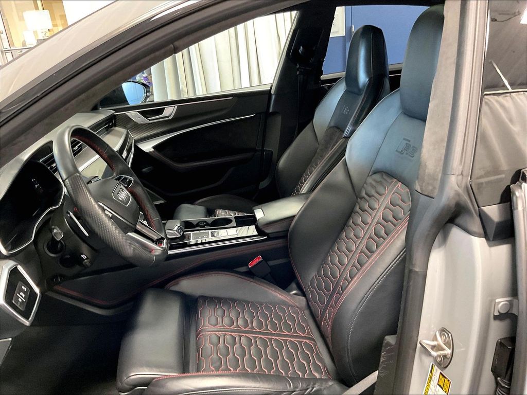 2021 Audi RS 7 — photo 10