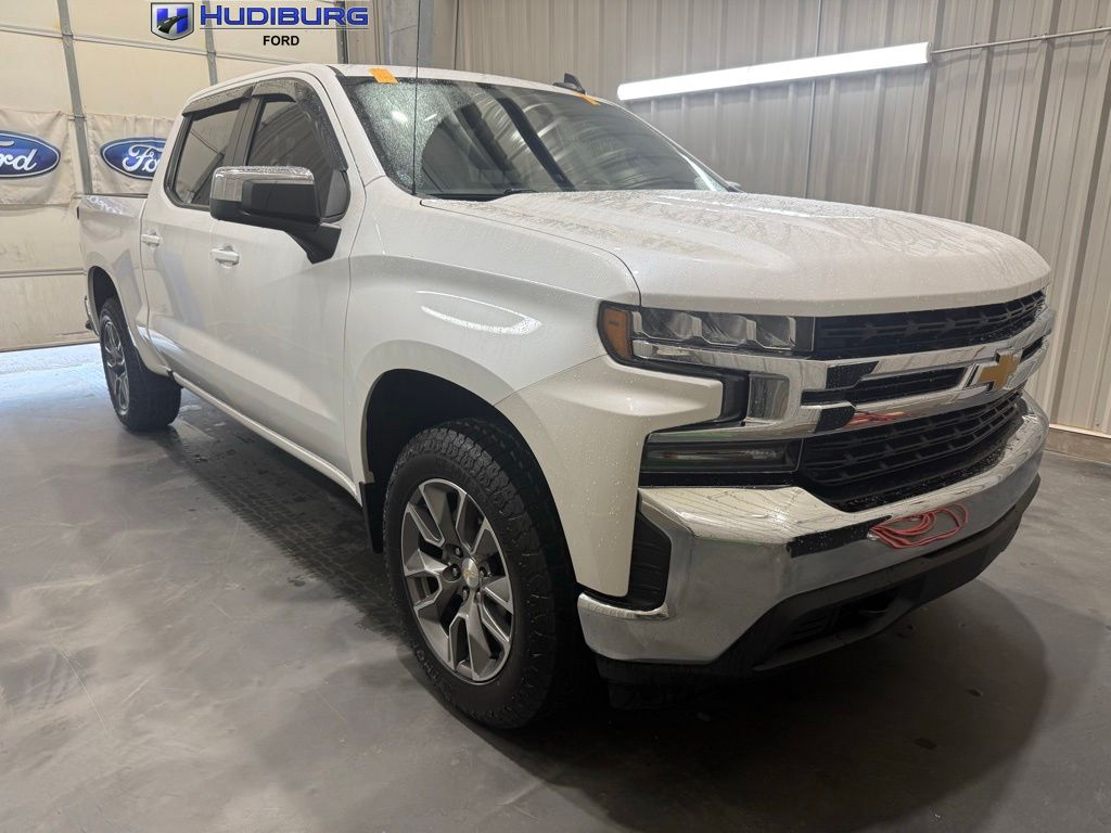 2022 Chevrolet Silverado 1500 LT Crew Cab 4WD