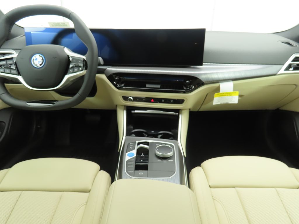 2025 BMW i4 eDrive40 13