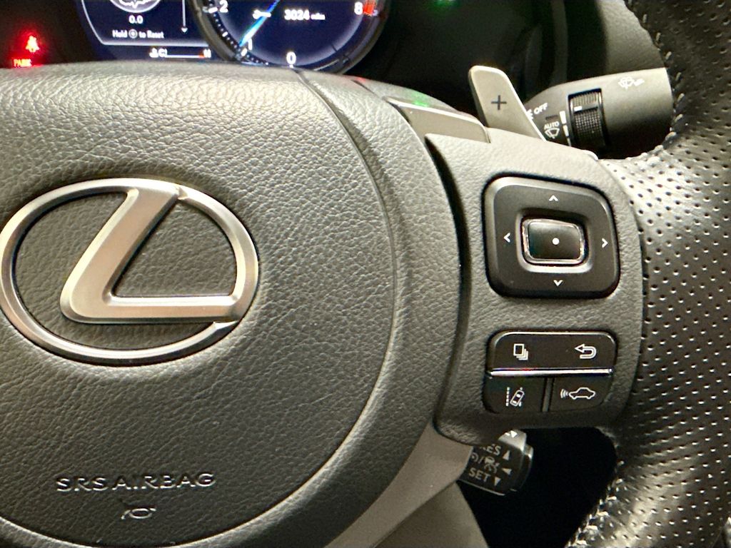 Thumbnail: 2021 Lexus RC - 12