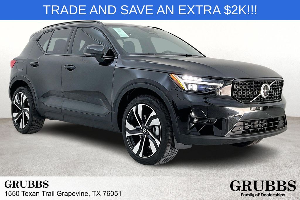 2026 Volvo XC40 B5 Ultra AWD