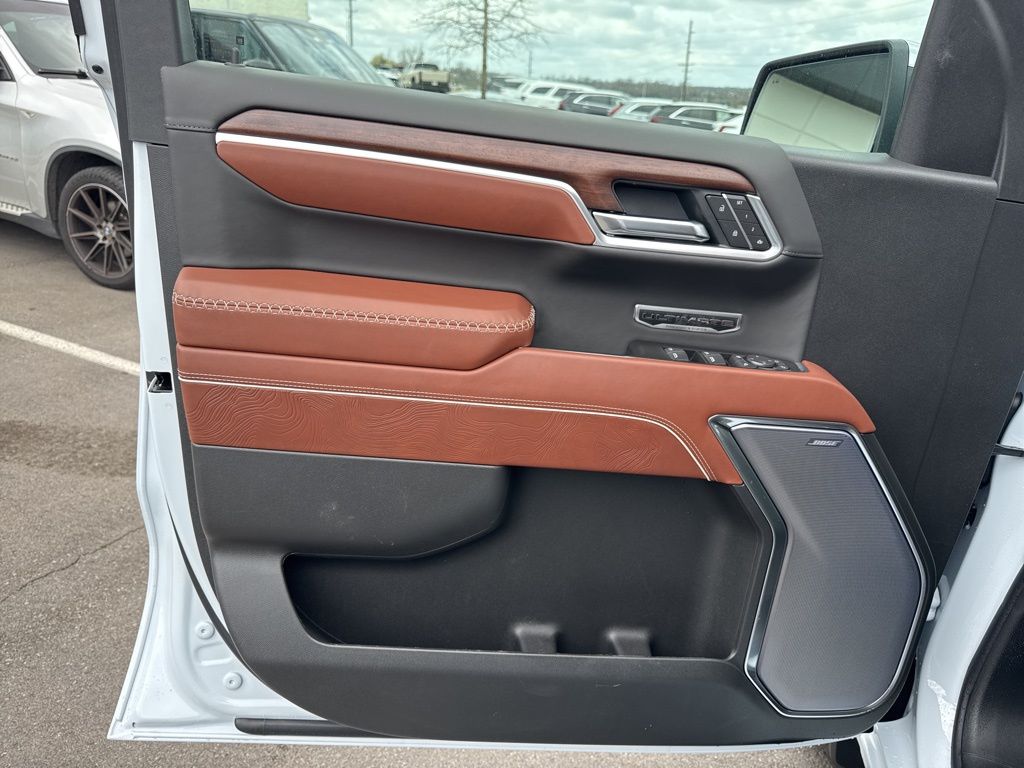 New 2026 White GMC Denali Ultimate image 9