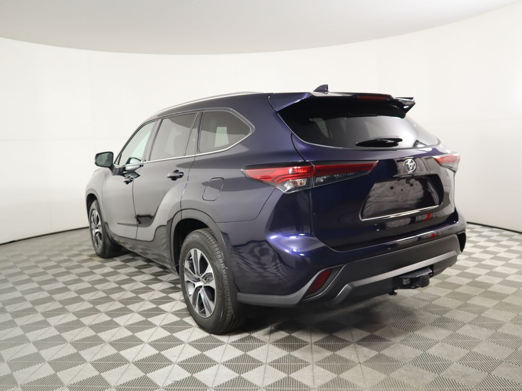 2021 Toyota Highlander XLE 7