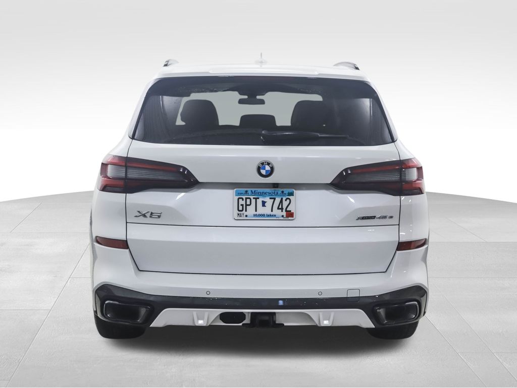 Thumbnail: 2021 BMW X5 - 4