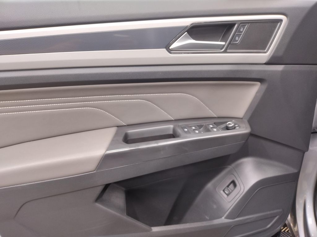2023 Volkswagen Atlas 3.6L V6 SEL R-Line