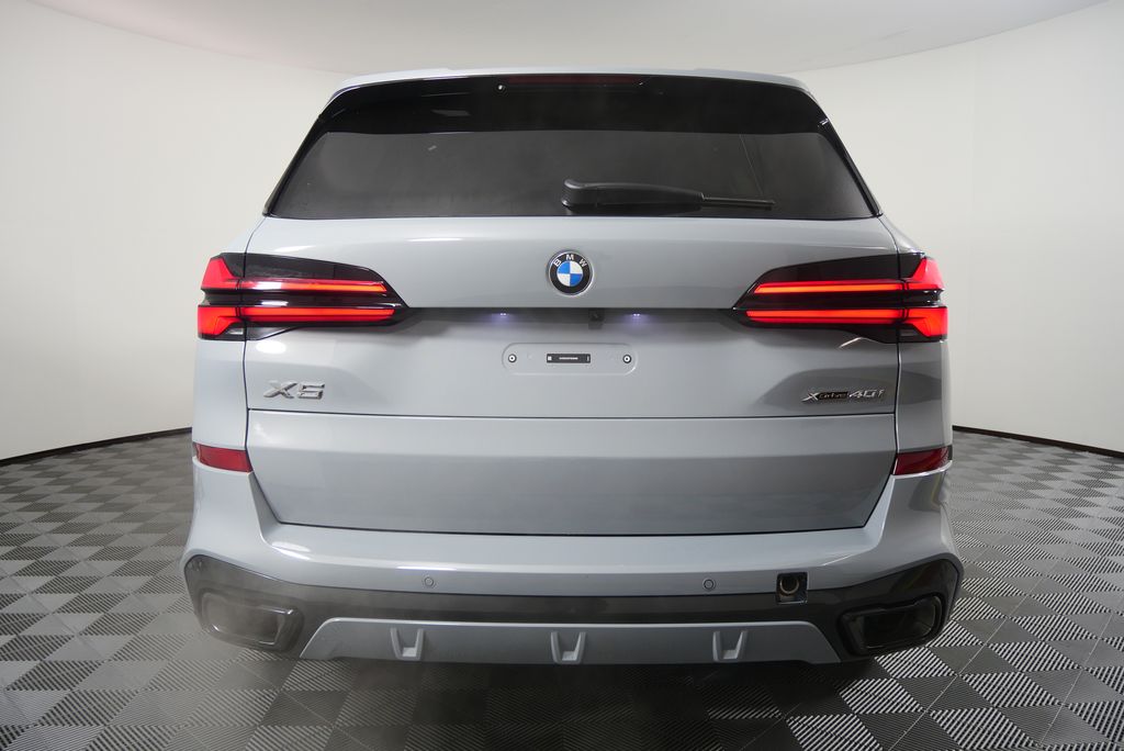 Thumbnail: 2026 BMW X5 - 4