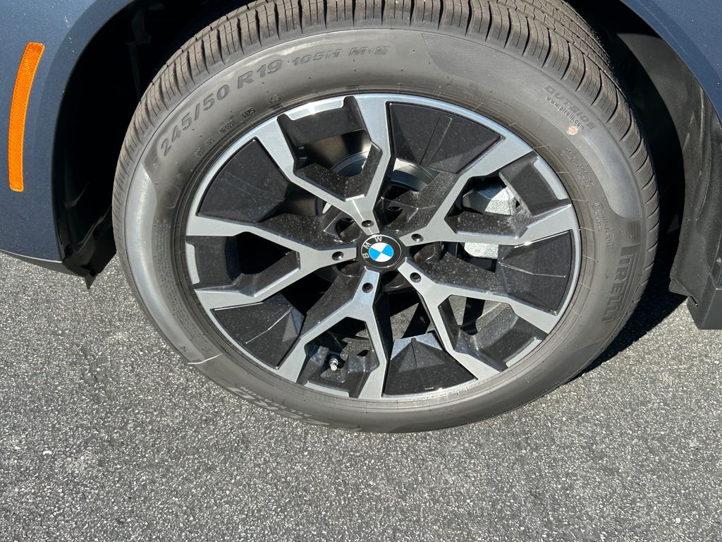 Thumbnail: 2025 BMW X3 - 3