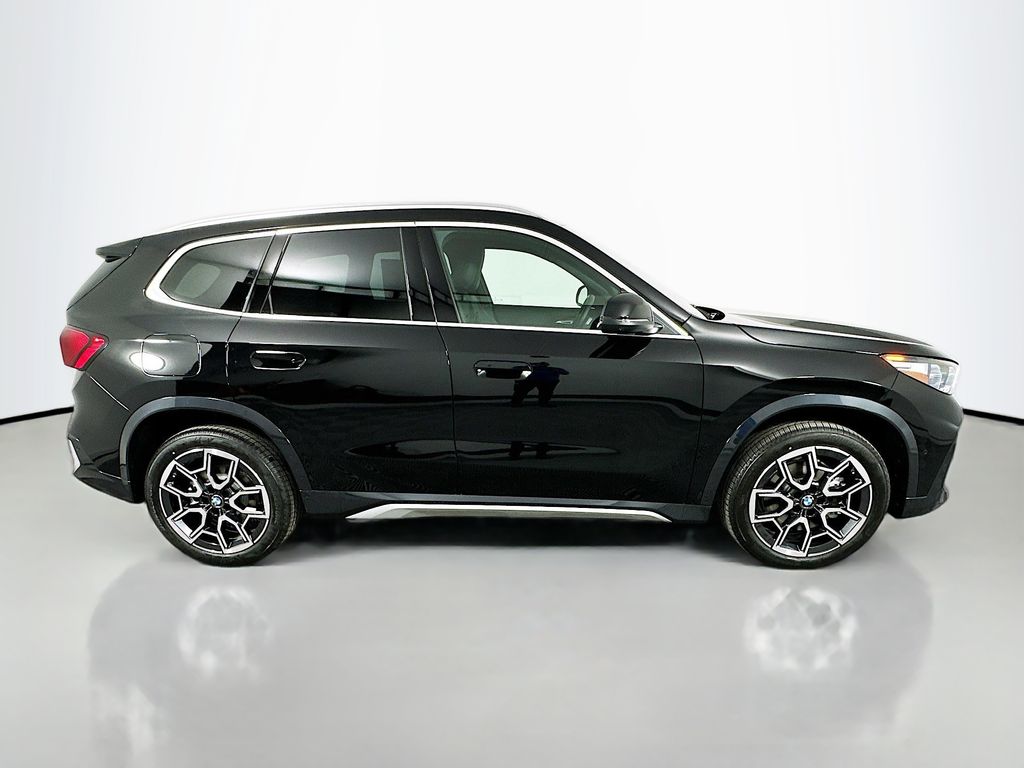 Thumbnail: 2026 BMW X1 - 4