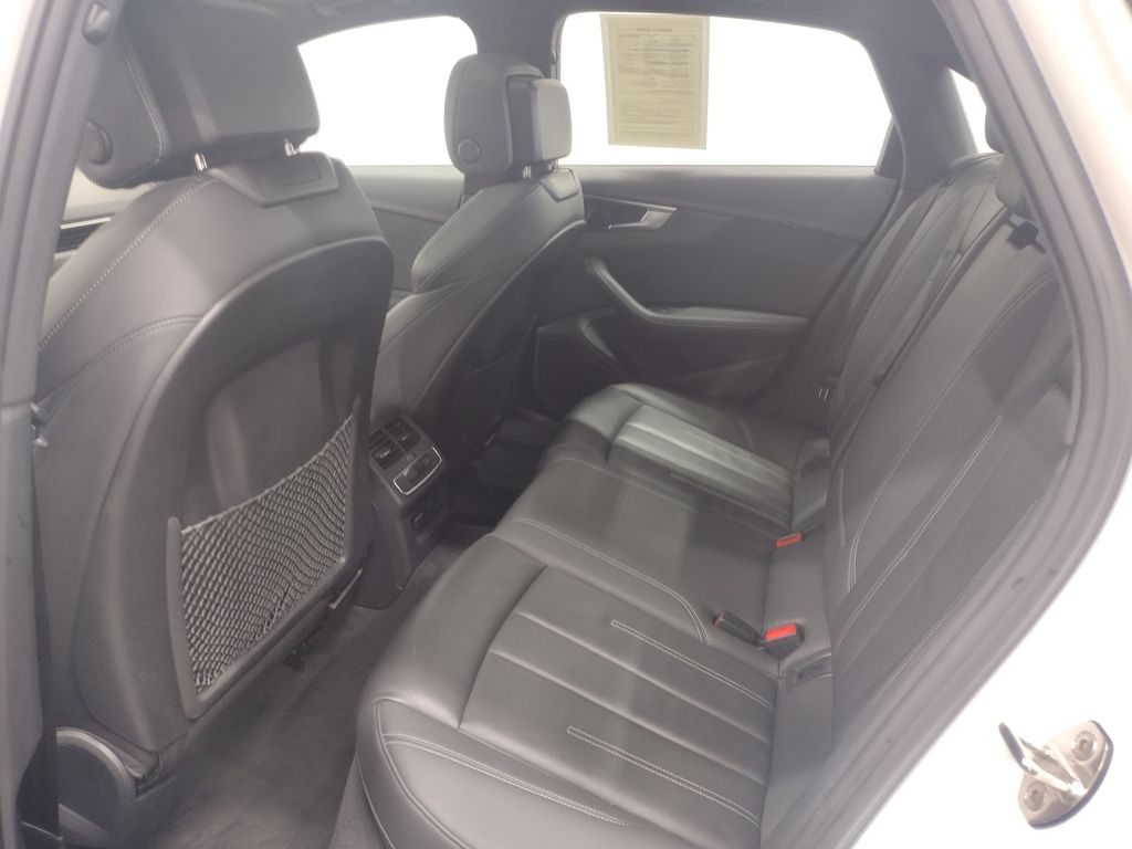 2023 Audi A4 45 S line Premium Plus