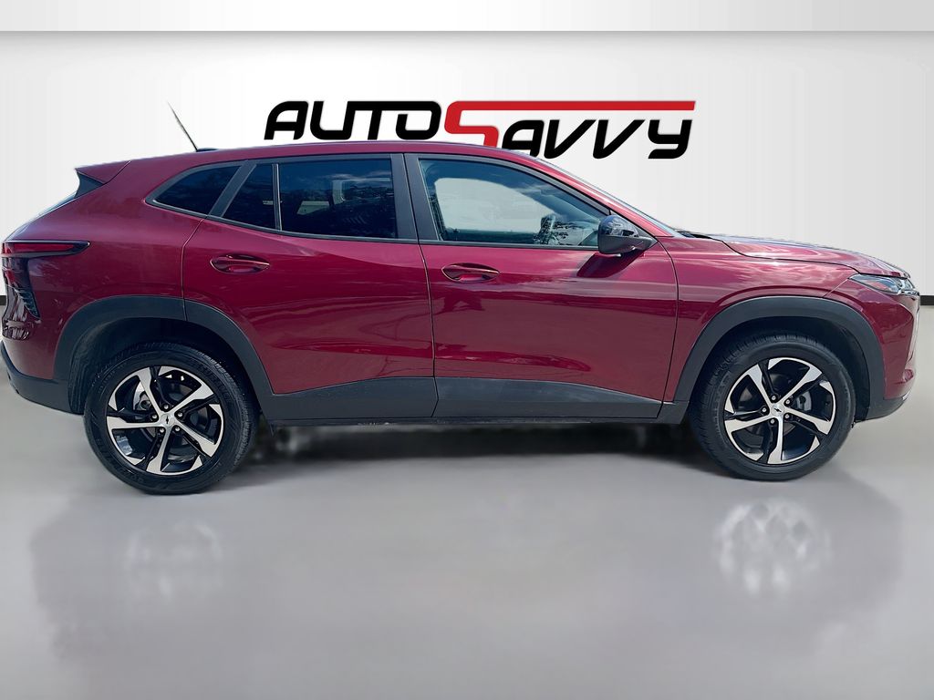 Used 2025 Red Chevrolet 1RS image 8