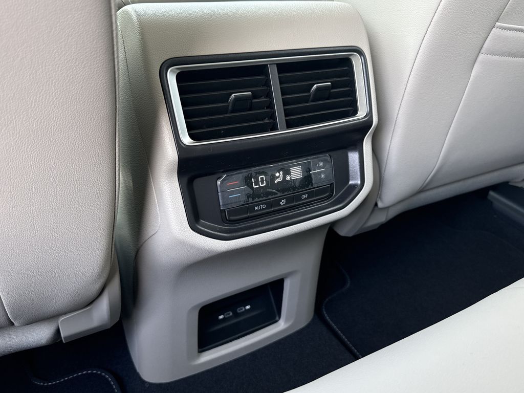 2026 Volkswagen Atlas 2.0T SE Black at DeMontrond Auto Country