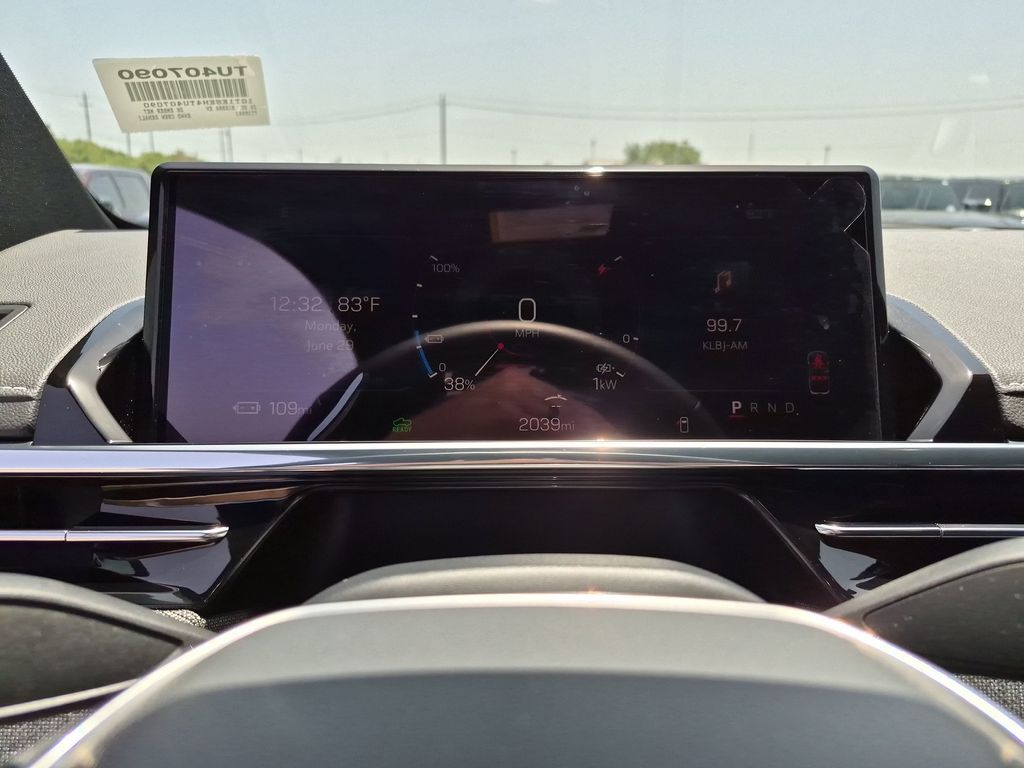 New 2026  GMC Elevation image 24